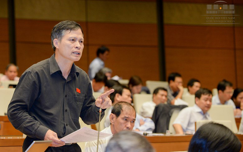 Đại biểu Trần Văn Độ trên diễn đàn Quốc hội