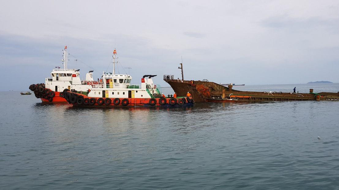 Doanh nghiệp nhập khẩu tàu biển đã qua sử dụng để phá dỡ phải là doanh nghiệp Việt Nam do tổ chức, cá nhân Việt Nam nắm giữ 100% vốn điều lệ.