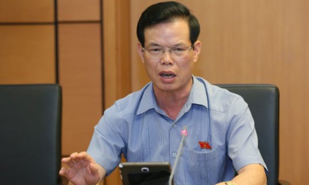 Bi thư Hà Giang Triệu Tài Vinh tại phiên họp tổ.
