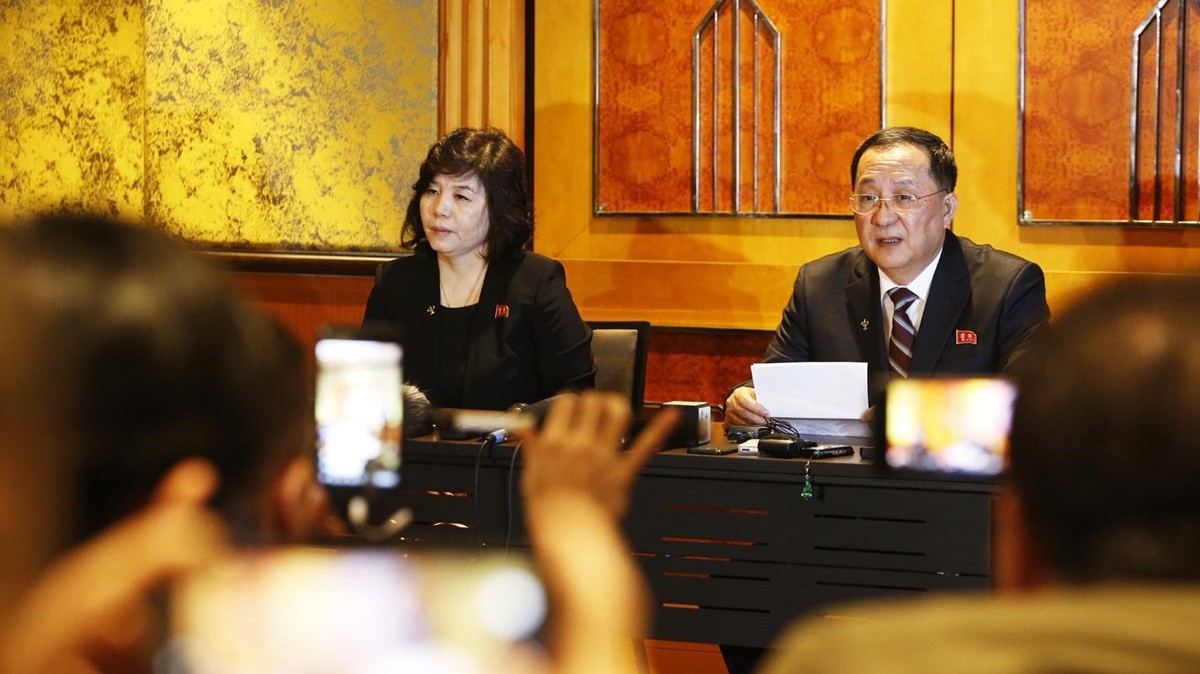 Bộ trưởng Bộ Ngoại giao Triều Tiên Ri Yong Ho chủ trì họp báo về Hội nghị Thượng đỉnh Mỹ - Triều Tiên lần thứ hai - Ảnh:: TTXVN