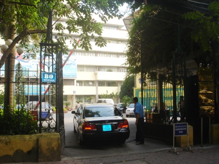 Thủ tướng yêu cầu kinh phí để xây dựng trụ sở mới của Bộ Giao thông Vận tải không được vượt quá giá trị bán trụ sở cũ.