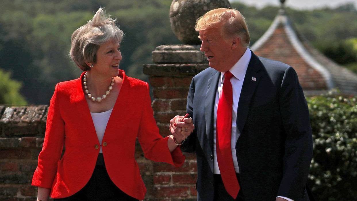 Tổng thống Mỹ Donald Trump và Thủ tướng Anh Theresa May vào tháng 7/2018 - Ảnh: Getty Images.