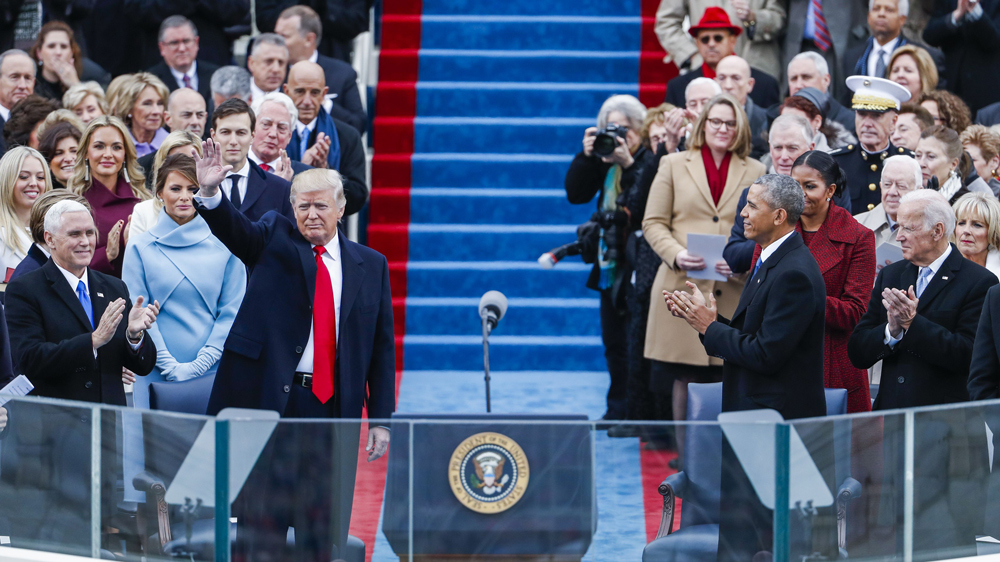Cựu Tổng thống Barrack Obama tham dự lễ nhậm chức của ông Trump năm 2017 - Ảnh: DW