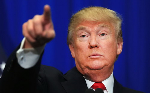 Phong cách lãnh đạo độc đoán của Trump và tính cách của ông có thể sẽ tổn hại nghiêm trọng đến niềm tin vào tự do kinh doanh và tự do ngôn luận Mỹ - Ảnh: Slate.<br>