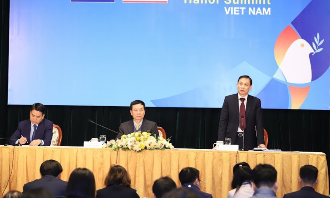 Thứ trưởng Bộ ngoại giao Lê Hoài Trung tại buổi họp báo quốc tế diễn ra sáng 25/2 tại Hà Nội - Ảnh: Quang Phúc.