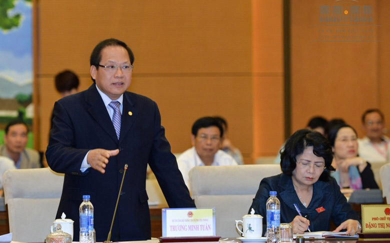 <span style="font-family: 'Times New Roman'; font-size: 15px;">Bộ trưởng Bộ Thông tin và truyền thông Trương Minh Tuấn trả lời chất vấn của đại biểu Quốc hội.&nbsp;</span>