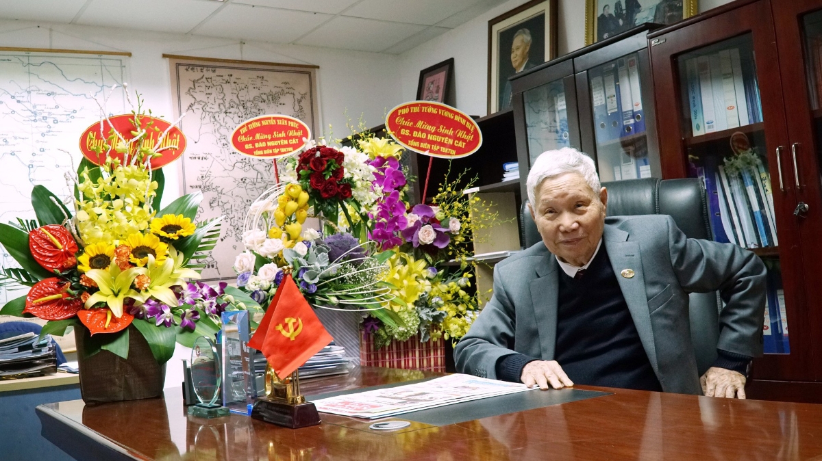 GS. Đào Nguyên Cát, Tổng biên tập Thời báo Kinh tế Việt Nam.