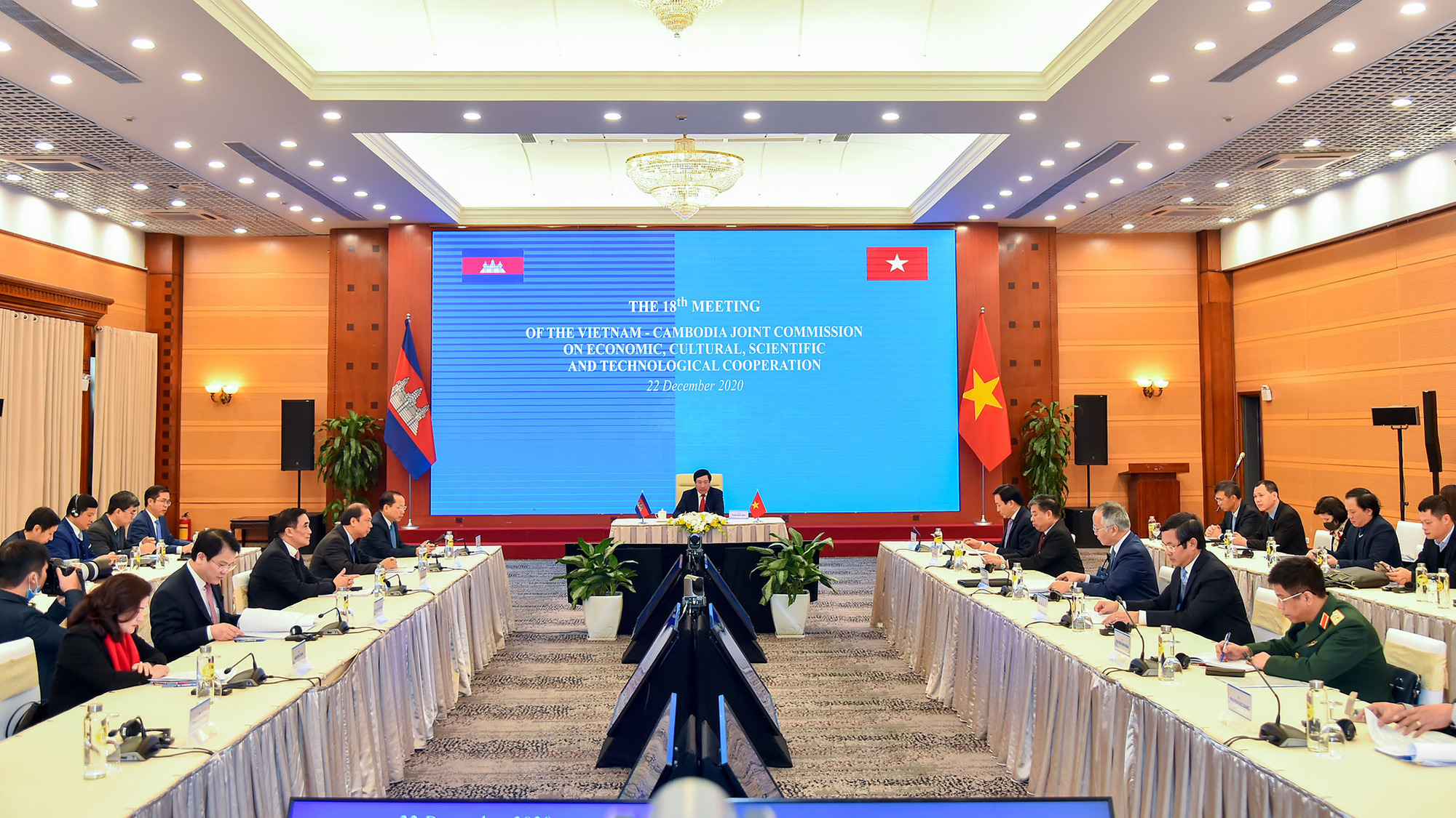 Toàn cảnh kỳ họp tại đầu cầu Hà Nội - Ảnh: Bộ Ngoại giao