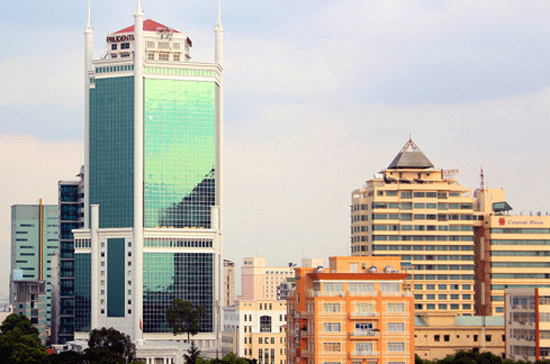 Thị trường mặt bằng bán lẻ khu trung tâm Tp.HCM đang sôi động và tăng giá mạnh hơn thị trường văn phòng cho thuê - Ảnh: Vũ Lê