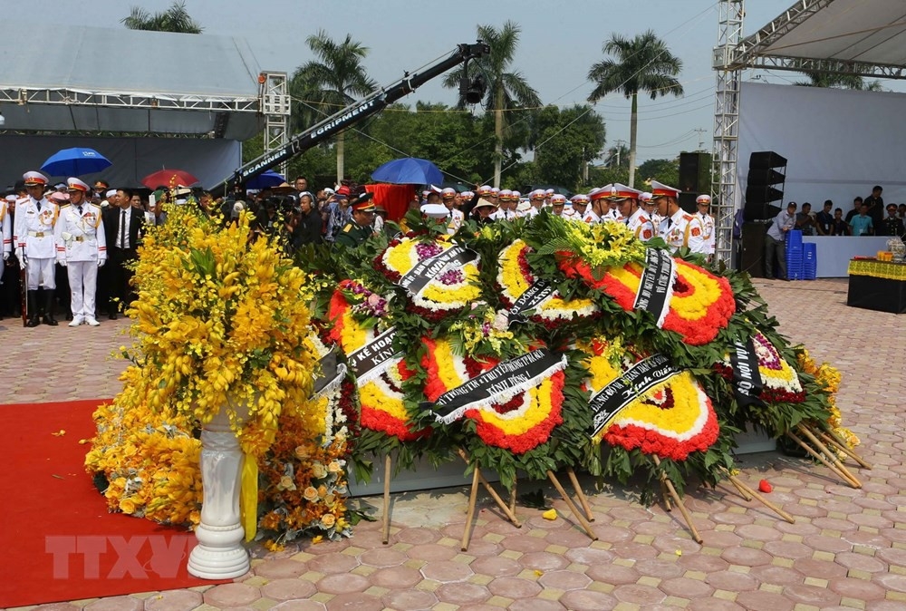 Lễ truy điệu và an táng nguyên Tổng bí thư Đỗ Mười  - Ảnh 12.