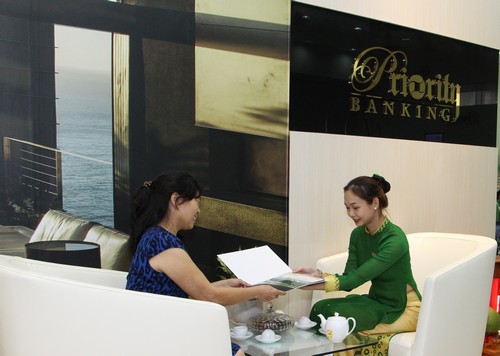 Khi đến với OCB, doanh nghiệp có thể chủ động vốn kinh 
doanh với lãi suất vay siêu ưu đãi chỉ từ 6,9%/năm, quy trình phê
 duyệt dễ dàng, nhanh chóng. 