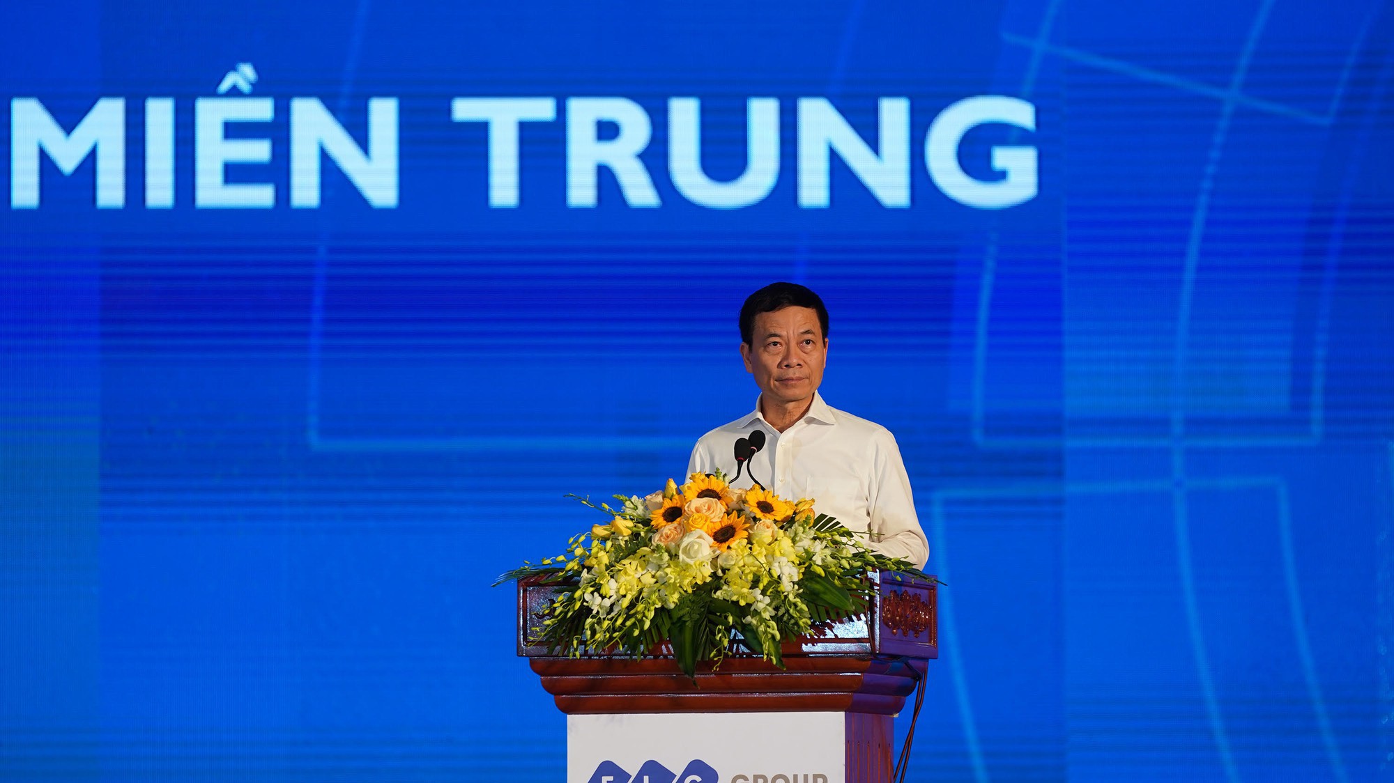 Bộ trưởng Bộ Thông tin và Truyền thông Nguyễn Mạnh Hùng - Ảnh: Quang Hiếu. 