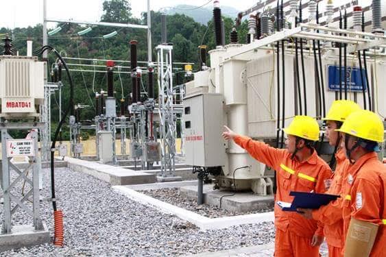 EVN khuyến cáo các cơ quan, công sở và người dân cần triệt để sử dụng điện tiết kiệm và hiệu quả.