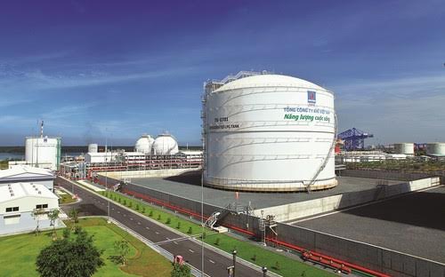 Trong 5 năm trở lại đây, PV GAS đạt tốc độ tăng trưởng bình quân về các 
chỉ tiêu chính như doanh thu 8%, nộp ngân sách 9%, lợi nhuận trước thuế 
20%.