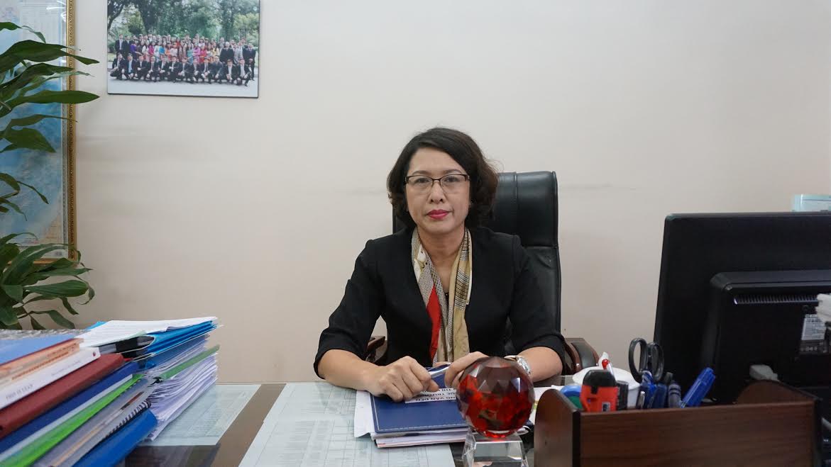 Bà Trần Thị Hồng Minh.