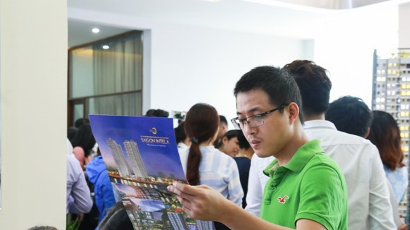 Với mức giá chỉ từ 1,2 tỷ đồng/căn hộ 2 phòng ngủ, 2 nhà vệ sinh, khu căn hộ thông minh ven sông Saigon Intela được nhiều người trẻ lựa chọn. 