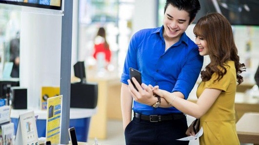 Để trải nghiệm ứng dụng MobiFone Next và nhận khuyến mại, khách hàng có thể tải ứng dụng trên App Store và Google Play.