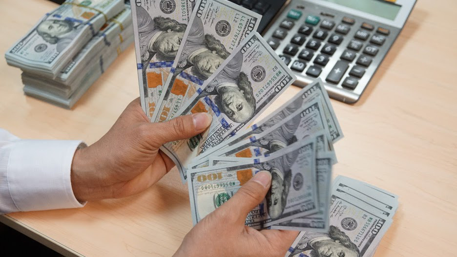 Chốt ngày 15/11, tỷ giá USD/VND liên ngân hàng dừng ở 23.206 VND/USD