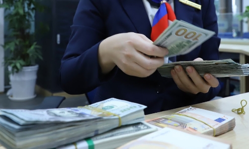 Ngân hàng tranh thủ kiếm lời từ tỷ giá