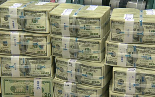 Nghiên cứu mở lại việc cấp tín dụng bằng ngoại tệ cho doanh nghiệp là một trong nhiều yêu cầu với Ngân hàng Nhà nước tại dự thảo nghị quyết về phát triển doanh nghiệp&nbsp;