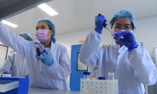 Thủ tướng yêu cầu chống tiêu cực trong tổ chức tiêm vắc xin Covid-19