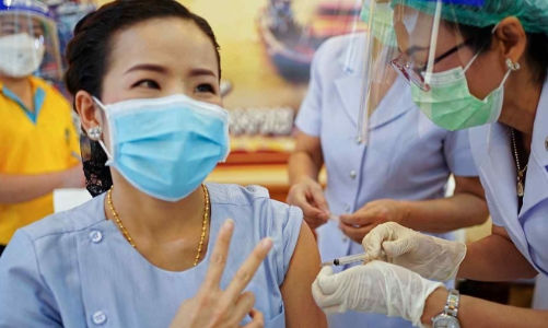 Doanh nghiệp tư nhân Thái Lan muốn tự nhập vaccine Covid-19 để tiêm cho giới giàu