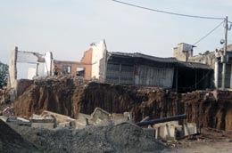 Điểm đầu của dự án đường Văn Cao - Hồ Tây, đoạn cắt đường Hoàng Hoa Thám.