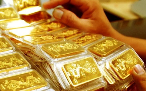 Từ tháng 2/2013 đến nay có khoảng 2 tấn vàng miếng phi SJC được chuyển đổi qua phương án tạm xuất, tái nhập.