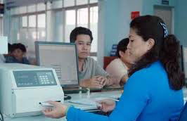 Khi có nhu cầu mua vé tàu vào dịp Tết, hành khách nên liên hệ với nhà ga, hoặc các đại lý vé của nhà ga.