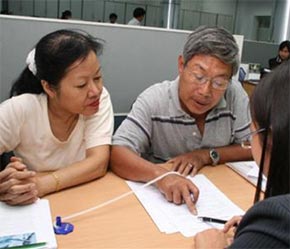 Cuối năm, nhu cầu vay tiêu dùng tăng cao.