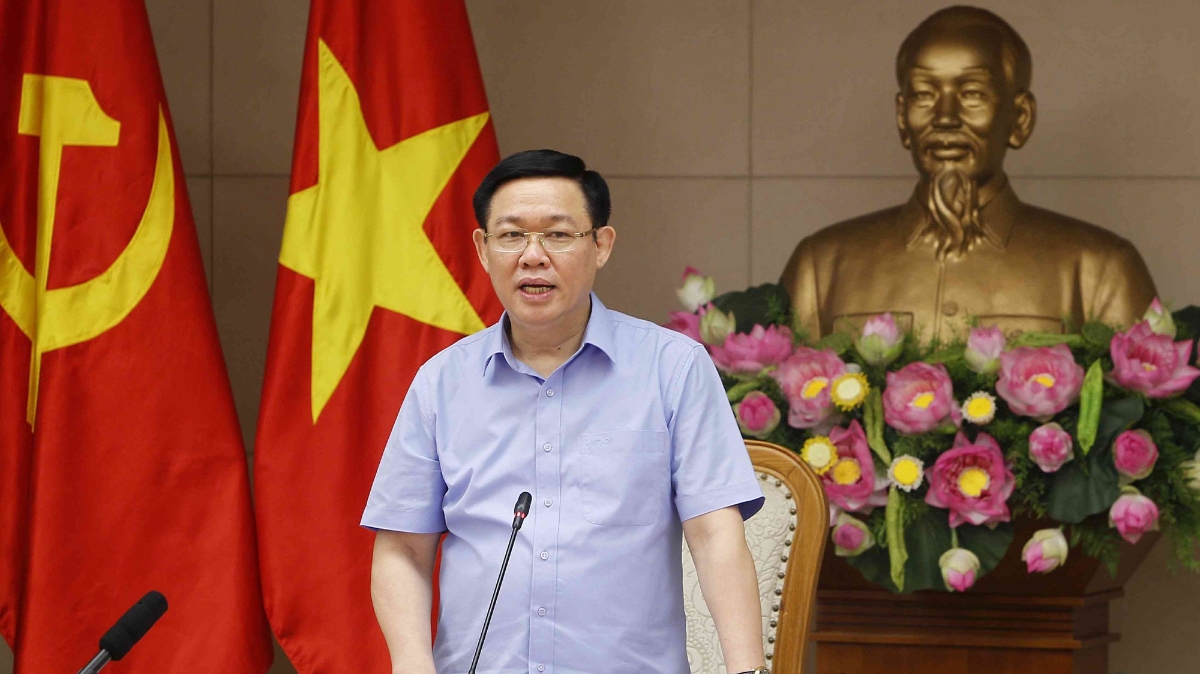 Phó thủ tướng nhận định việc điều hành chỉ số giá các tháng còn lại của năm có yếu tố thuận lợi là đi đúng hướng kịch bản đã xây dựng.