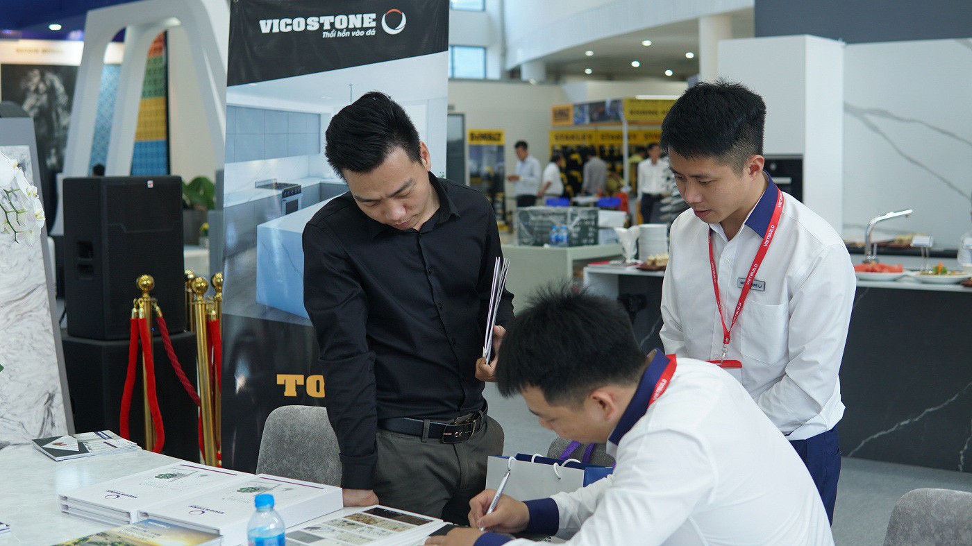 Tại Vietbuild, Vicostone mang tới cho các kiến trúc sư, nhà thiết kế và người tiêu dùng những cập nhật mới nhất về các sản phẩm mới.