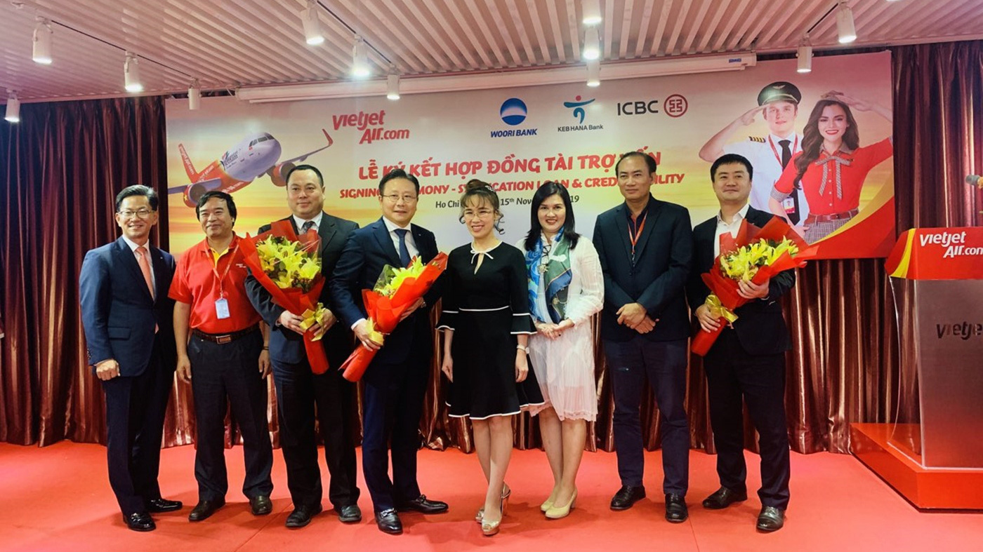 Những thỏa thuận tín dụng trên đánh dấu sự khởi đầu tốt đẹp giữa Vietjet và các ngân hàng trong khu vực trong kế hoạch đa dạng hoá nguồn vốn. 