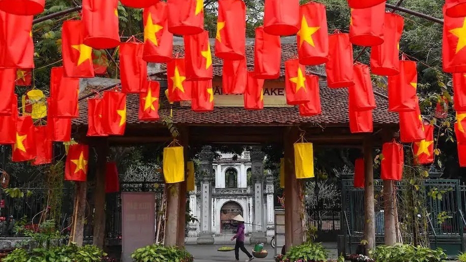 Việt Nam là một trong số ít nền kinh tế tăng trưởng dương tại châu Á năm 2020 - Ảnh: Getty Images/AFP