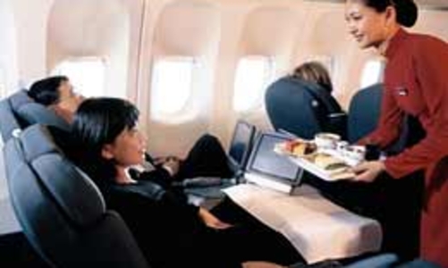 Vietnam Airlines giảm giá 60% chặng Tp.HCM - Nagoya