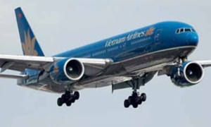 Vietnam Airlines hủy 10 chuyến bay vì bão số 5