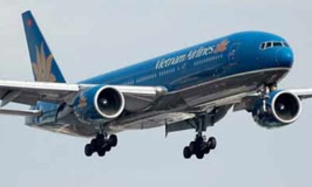 Vietnam Airlines hủy 10 chuyến bay vì bão số 5