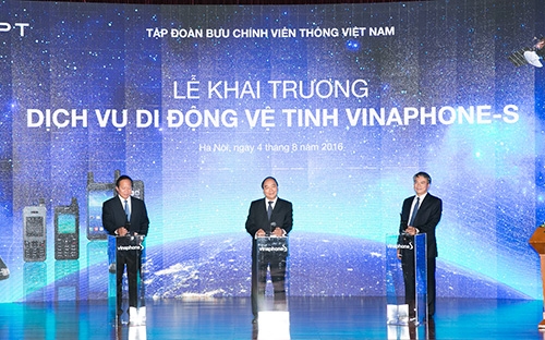 Lễ khai trương dịch vụ di động vệ tinh VinaPhone-S của Tổng công ty Dịch vụ Viễn Thông VNPT VinaPhone sáng 4/8.