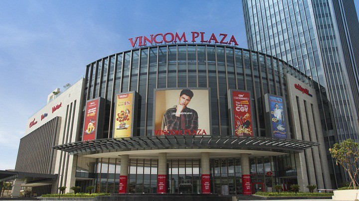 Vincom Retail sở hữu các trung tâm thương mại  sầm uất.