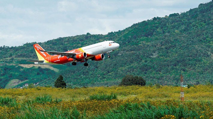 Ngày 7/2/2018, Công ty Cổ phần Hàng không VIETJET (mã VJC-HOSE) tạm ứng cổ tức đợt 2/2017 bằng tiền với tỷ lệ 10%/cổ phiếu.