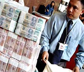 WB: "Có những quan ngại cho rằng một chính sách tiền tệ lỏng lẻo có thể khiến giá cả của các mặt hàng không trao đổi được (non-tradeable goods) tăng cao".