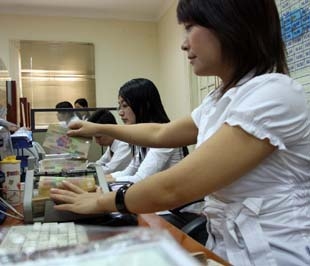 Trao đổi thông tin về chính sách tài khóa giữa Bộ Tài chính và Ngân hàng Nhà nước cần có cơ chế rõ ràng, kịp thời để điều hành chính sách tiền tệ hiệu quả hơn.