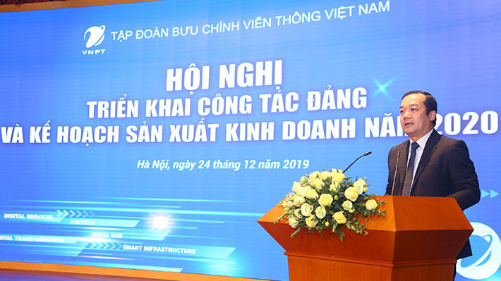 Tổng giám đốc Tập đoàn VNPT Phạm Đức Long phát biểu tại Hội nghị triển khai kế hoạch năm 2020 của VNPT sáng 24/12.