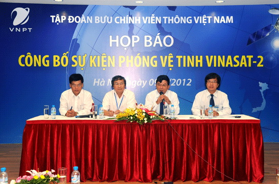 Họp báo công bố về sự kiện phóng vệ tinh Vinasat-2.