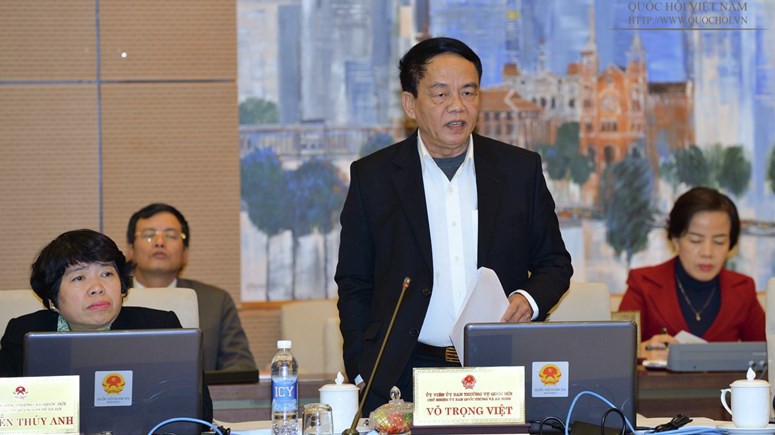 Chủ nhiệm Uỷ ban Quốc phòng  và An ninh Võ Trọng Việt nhấn mạnh yêu cầu đặt máy chủ tại Việt Nam là nội dung nhạy cảm, 