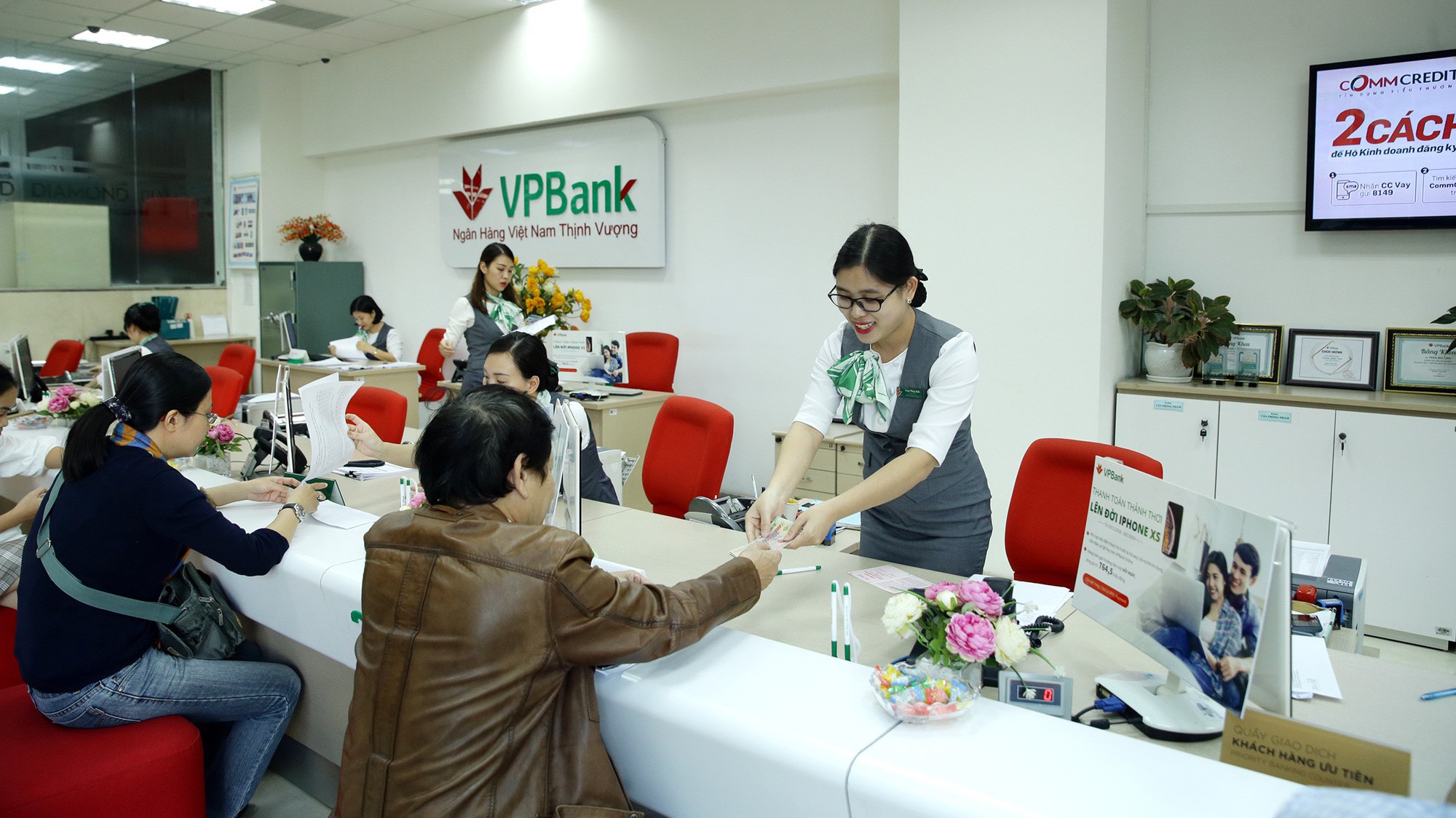 Có thể nói với kết quả kinh doanh và hoạt động đầu tư trong tương lai trong năm 2018, VPBank đã củng cố được nền tảng vững chắc và chuẩn bị kỹ lưỡng cho những động lực tăng trưởng mới trong tương lai.
