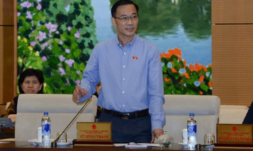 Ngân sách khó khăn, bộ ngành vẫn không giảm chi tiêu