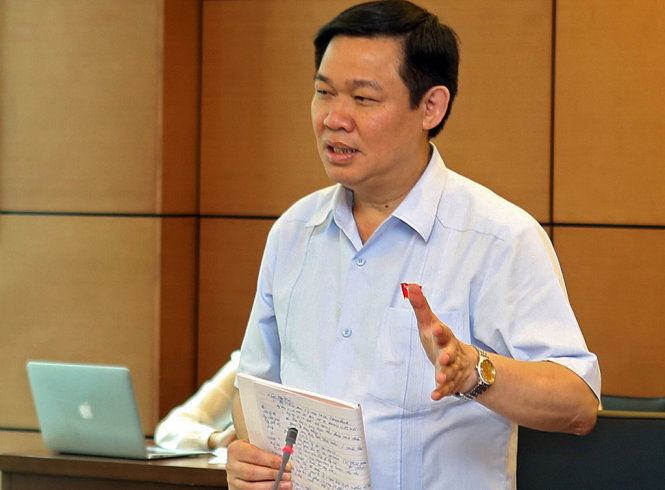 <span class="s1">Phó Thủ tướng yêu cầu Bộ Công Thương đề xuất kịch bản điều hành giá điện trong năm 
2017 theo hướng hỗ trợ cho tăng trưởng kinh tế.<span class="Apple-converted-space">&nbsp;</span></span>
<p class="p2"><span class="s1"><br></span></p>