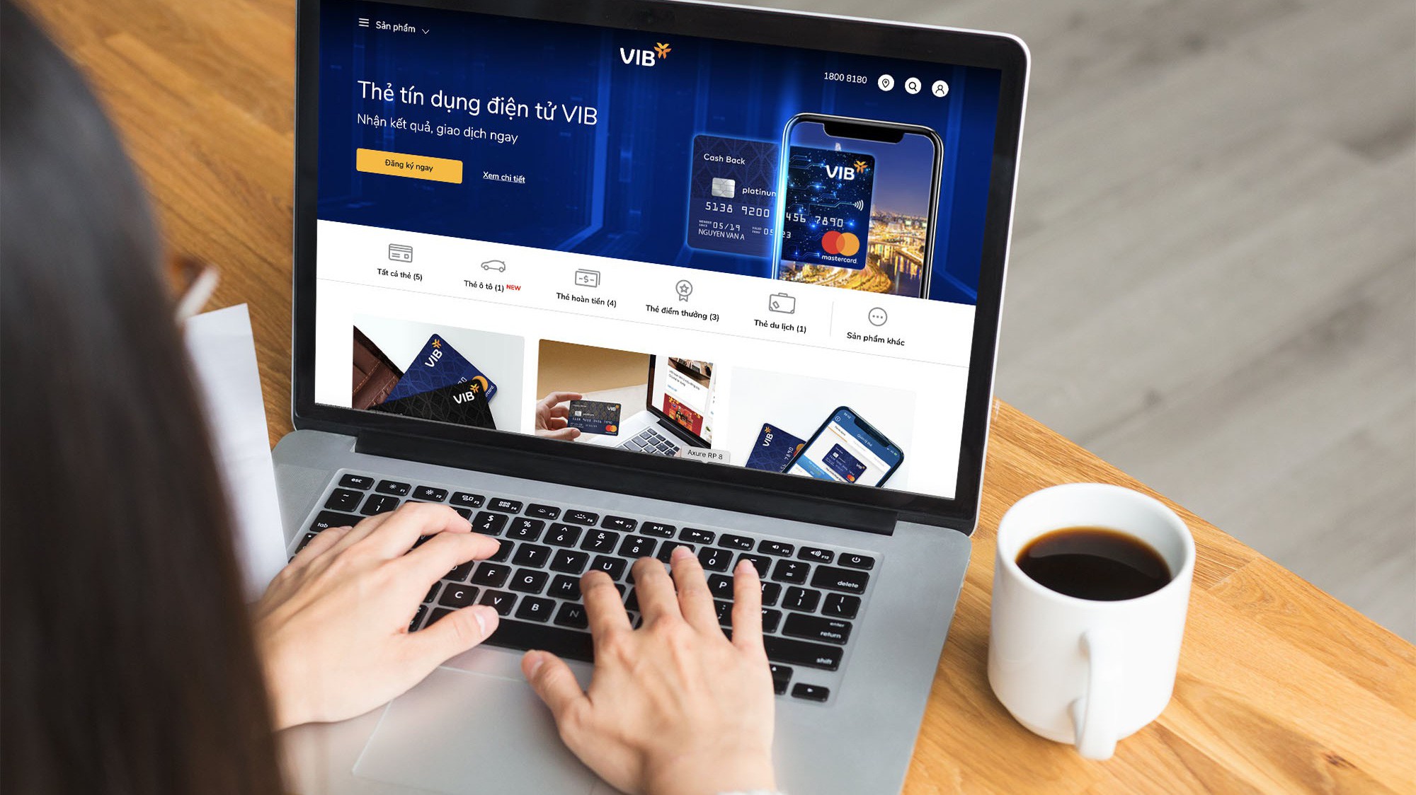 Một trong những tính năng nổi bật nhất trên website mới đó là dịch vụ hỗ trợ trực tiếp khách hàng trong vòng 5 phút.