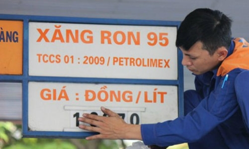 Petrolimex lên tiếng vụ xăng RON 95 làm xe chết máy